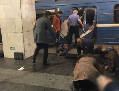 ΕΚΤΑΚΤΟ: Έκρηξη στο μετρό της Αγίας Πετρούπολης - Τουλάχιστον 10 νεκροί (βίντεο, εικόνες, live)